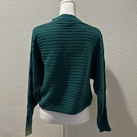 Pink Rose size extra small, emerald, green sweater - Picture 3 of 5